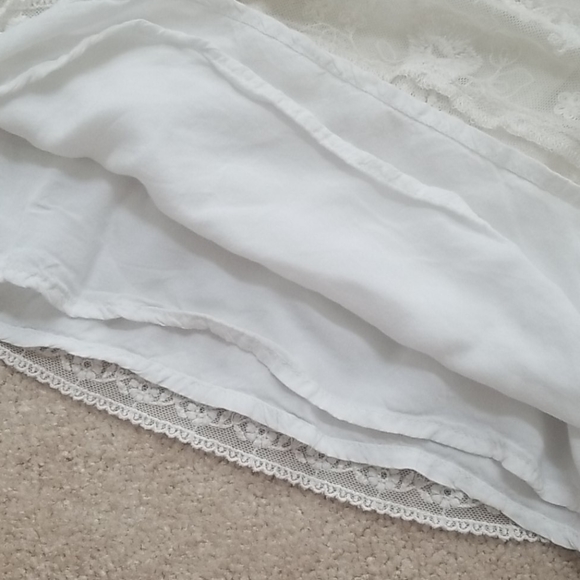 Abercrombie lace dress - Picture 9 of 12